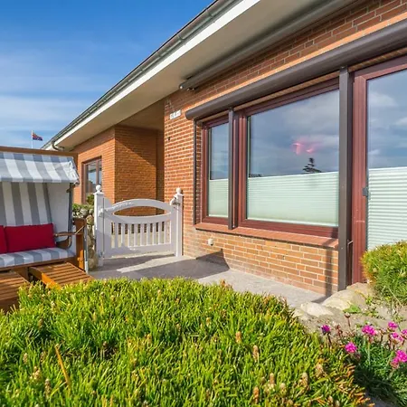 Bernie Am Apartment Westerland